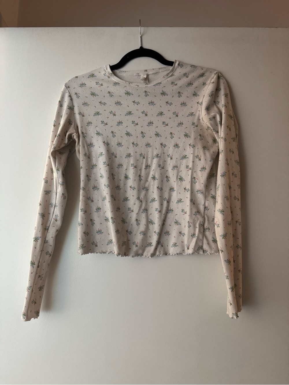 Skims Long-Sleeve Crewneck Floral Print Top in Cream